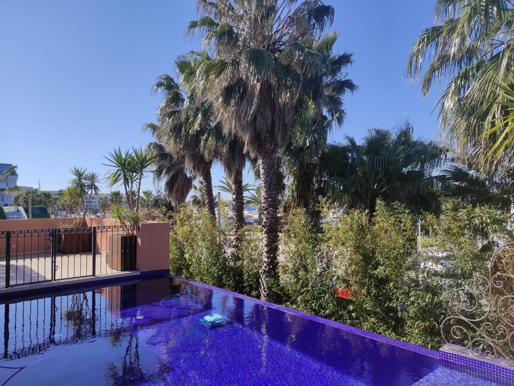 Chambre Emeraude, Riad 9 Couple Only Au Village Naturiste アグド エクステリア 写真