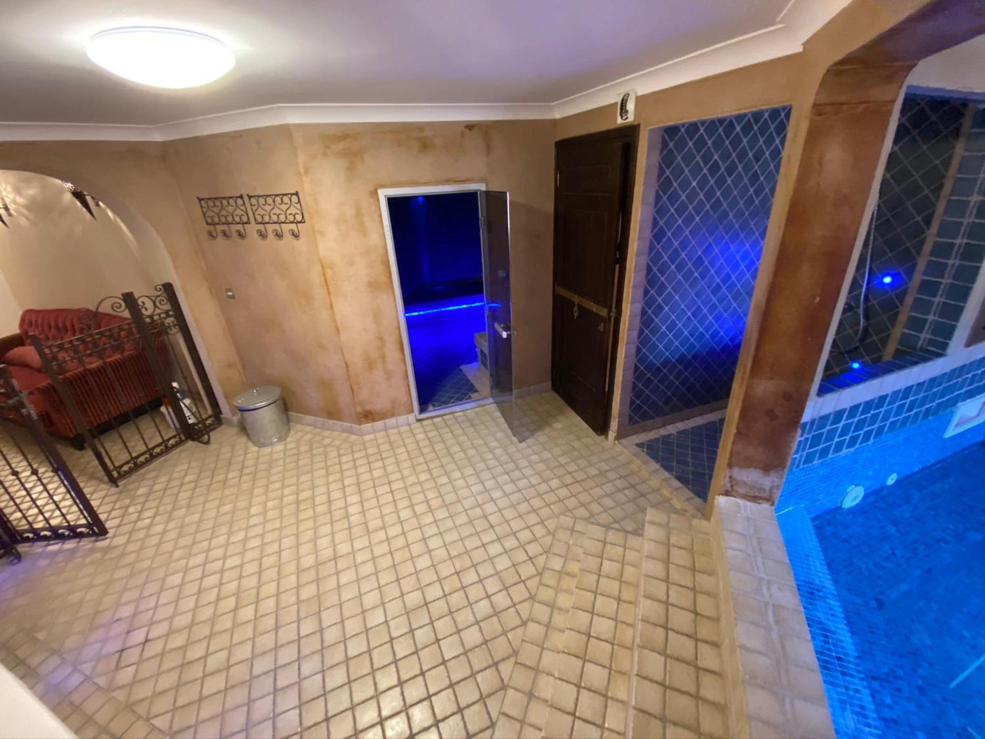 Chambre Emeraude, Riad 9 Couple Only Au Village Naturiste アグド エクステリア 写真